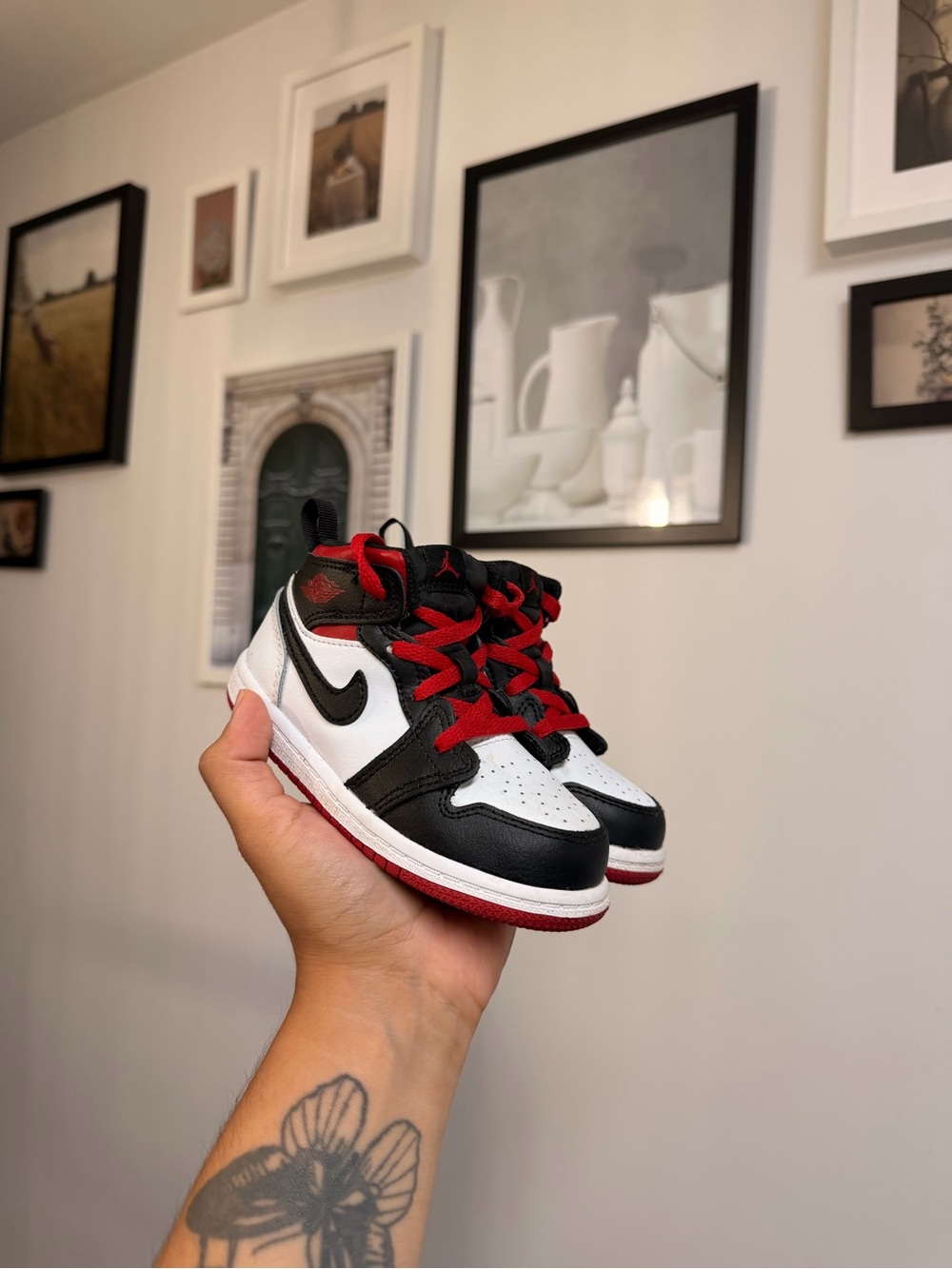 Nike Kids Black/White/Red Jordan Low-Top Sneakers